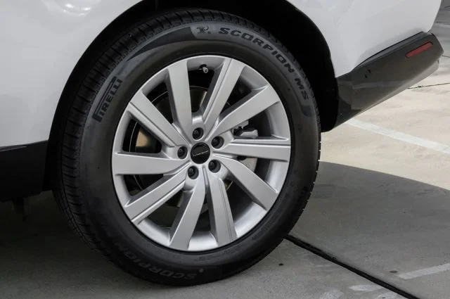 New 2026 White Land Rover SE image 67