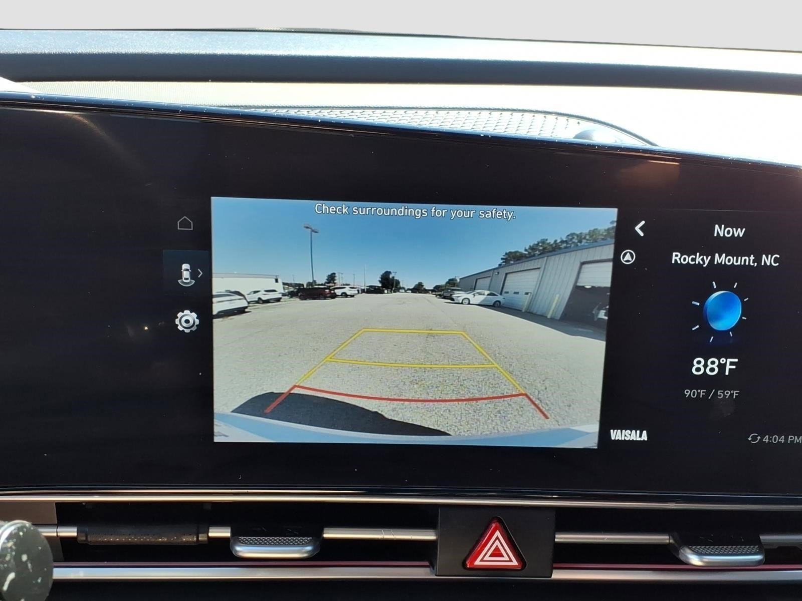 Used 2024 Serenity White Hyundai SEL image 9