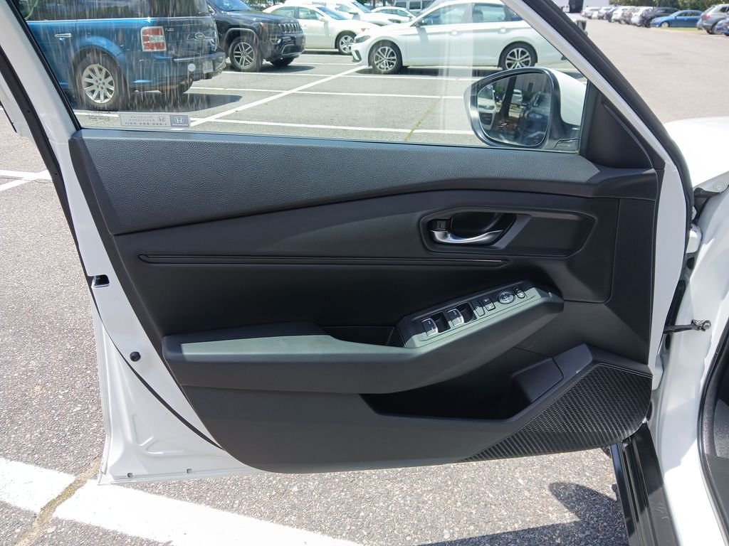 Used 2024 White Honda EX image 10