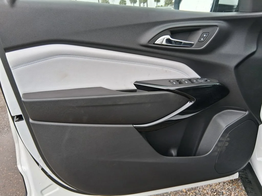 2026 Chevrolet Trax LT - Photo 12