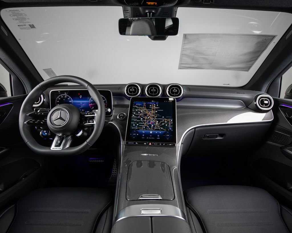 New 2026 Polar White Mercedes-Benz GLC 43 AMG® image 7
