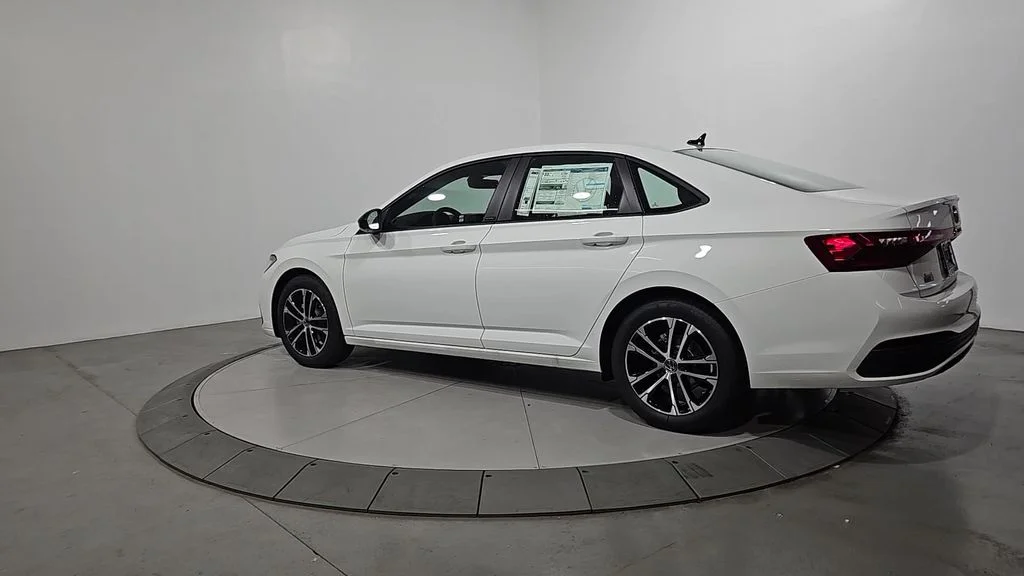 New 2026 White Volkswagen 1.5T Sport image 3