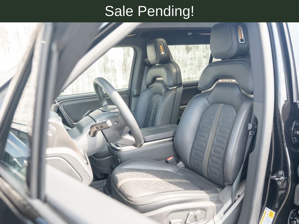 Used 2025 Black Rivian  image 19