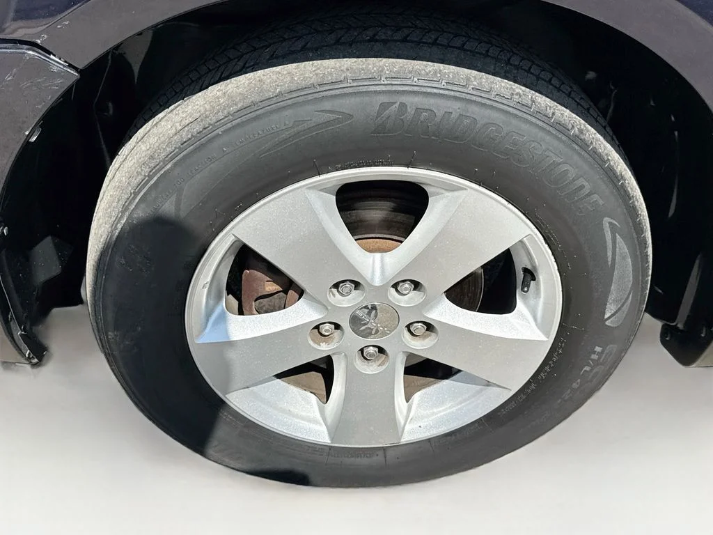 Used 2011 Black Dodge Mainstreet image 35