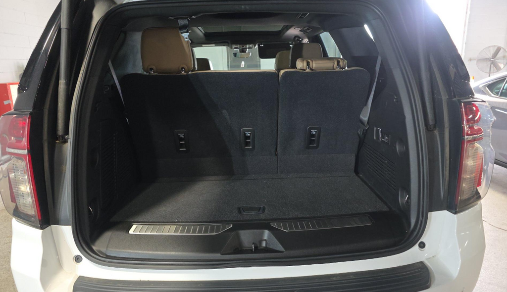 Used 2021 White Chevrolet Premier image 37