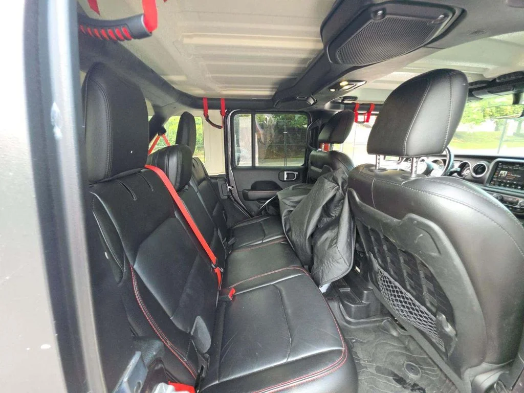 Certified Used 2020 Gray Jeep Unlimited Rubicon image 5