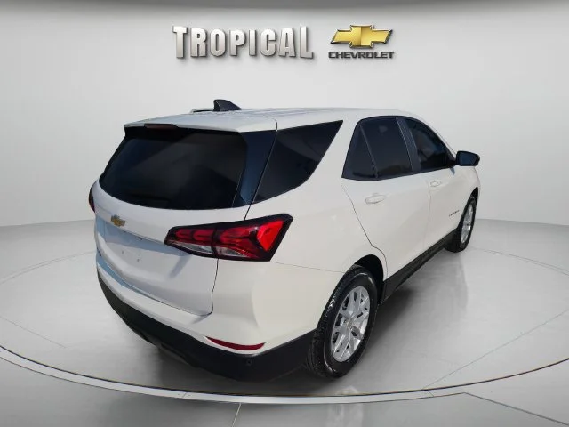 Used 2024 Summit White Chevrolet LS image 5
