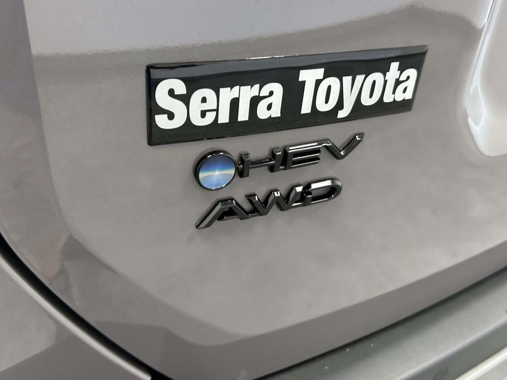 Used 2026  Toyota Woodland image 11