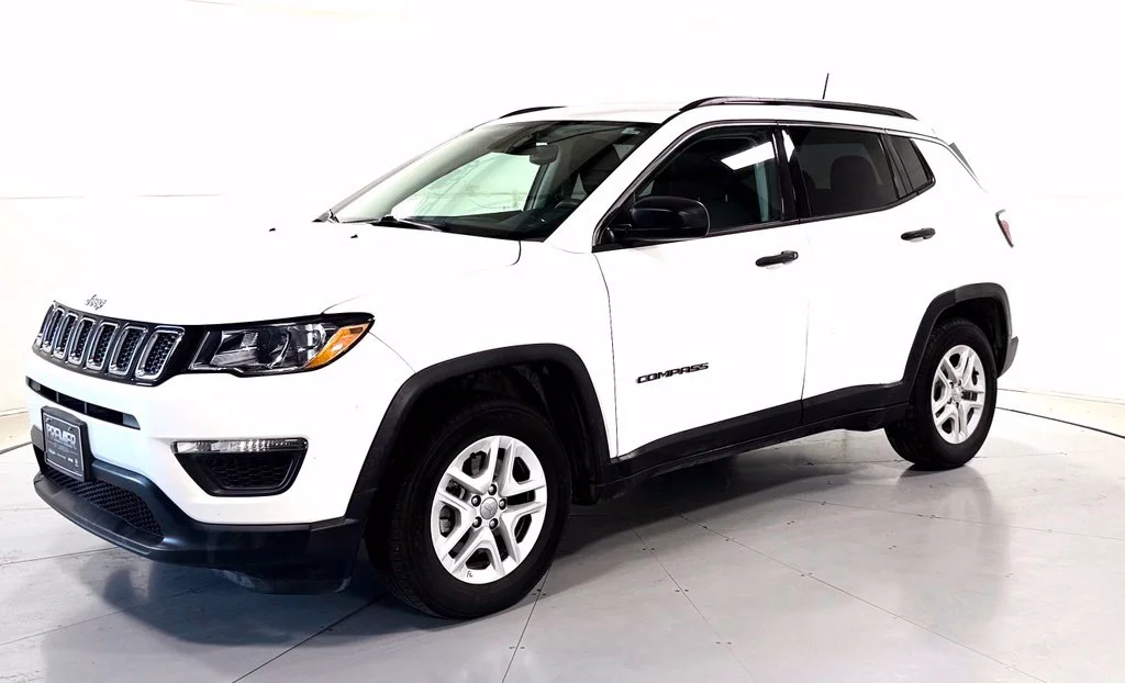 Used 2021 White Jeep Sport image 9