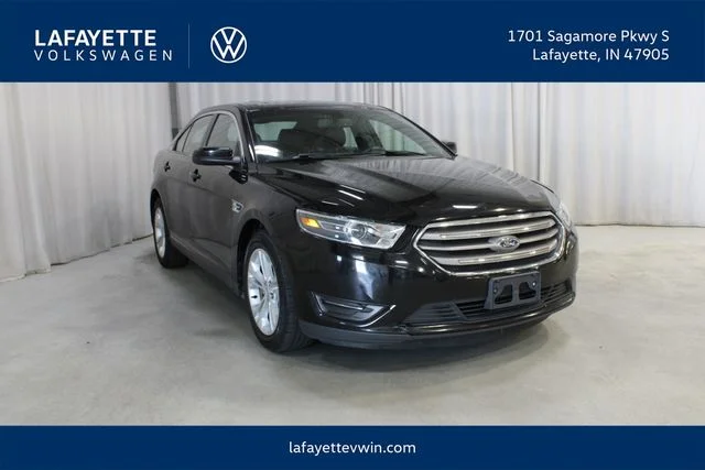 2018 Ford Taurus SEL FWD's photo