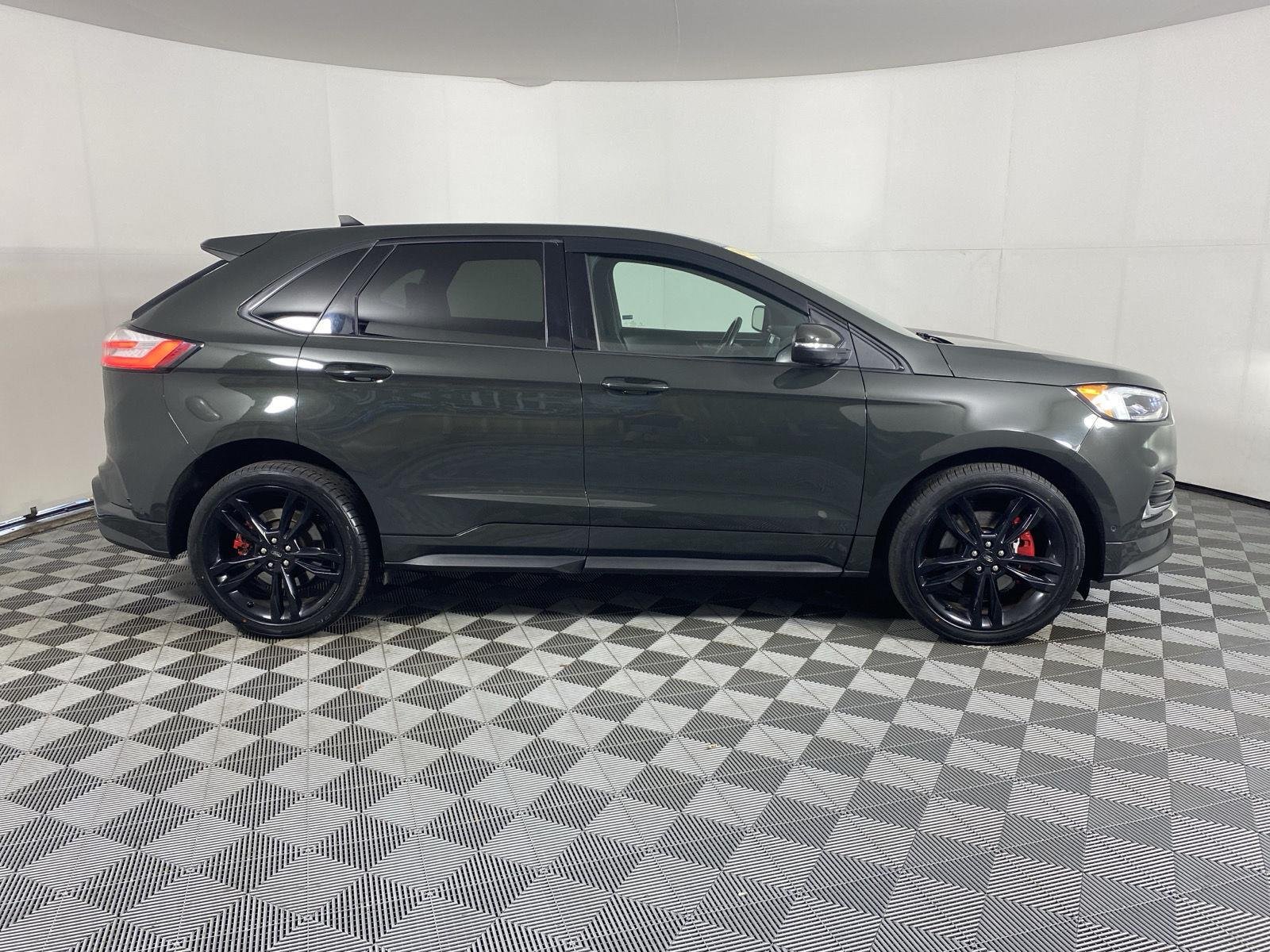 Used 2022 Forged Green Ford ST image 10