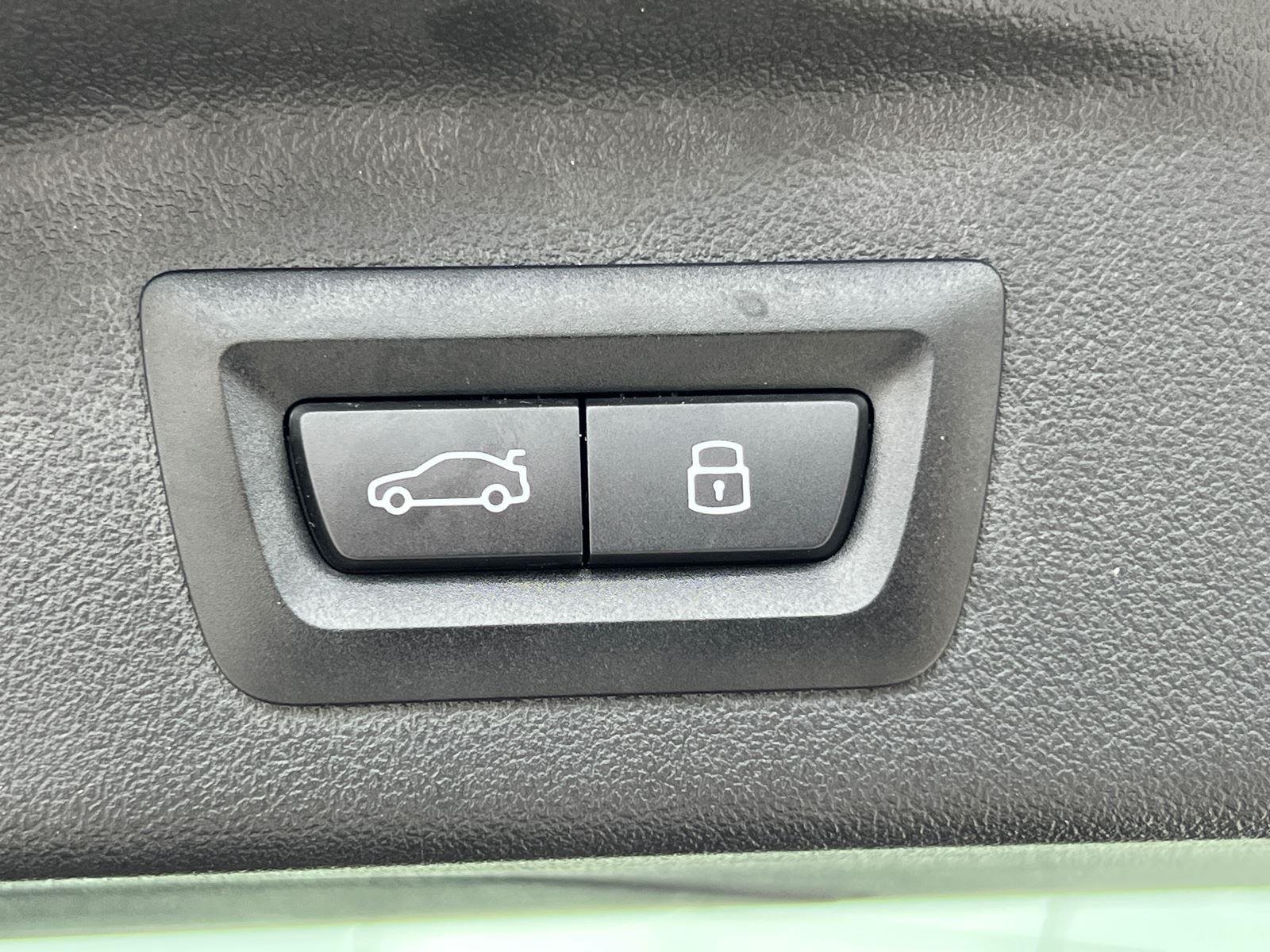Used 2026 BLACK BMW xDrive40i image 19