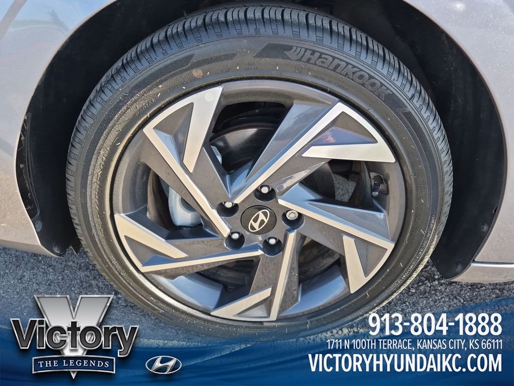 Used 2024 Silver Hyundai Limited image 28