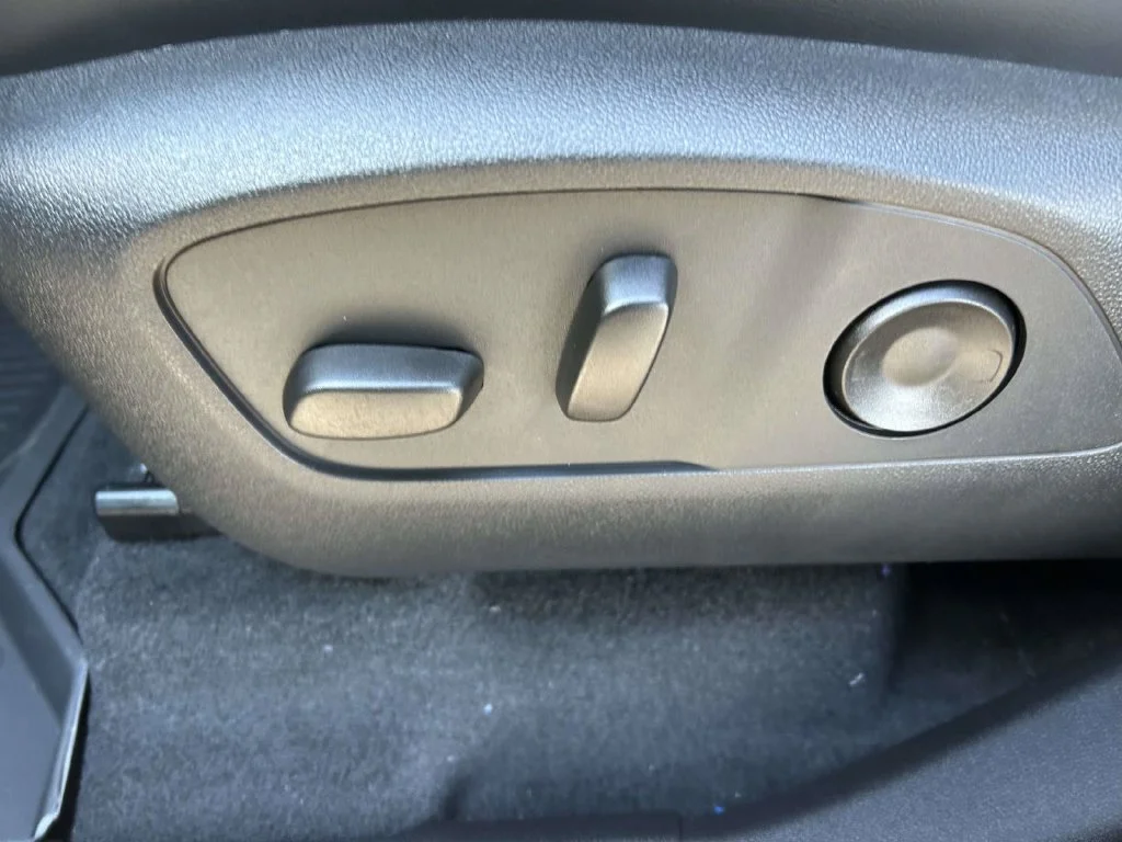 New 2027 Sterling Metallic GMC Elevation image 18