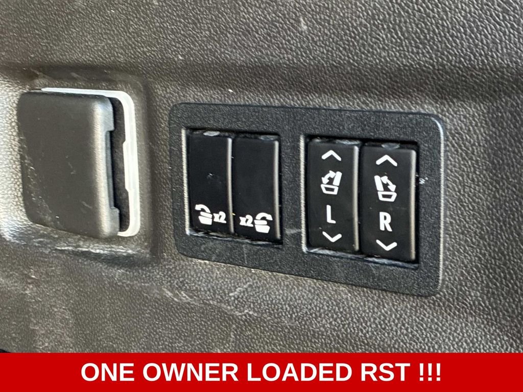 Used 2021 Black Chevrolet RST image 13