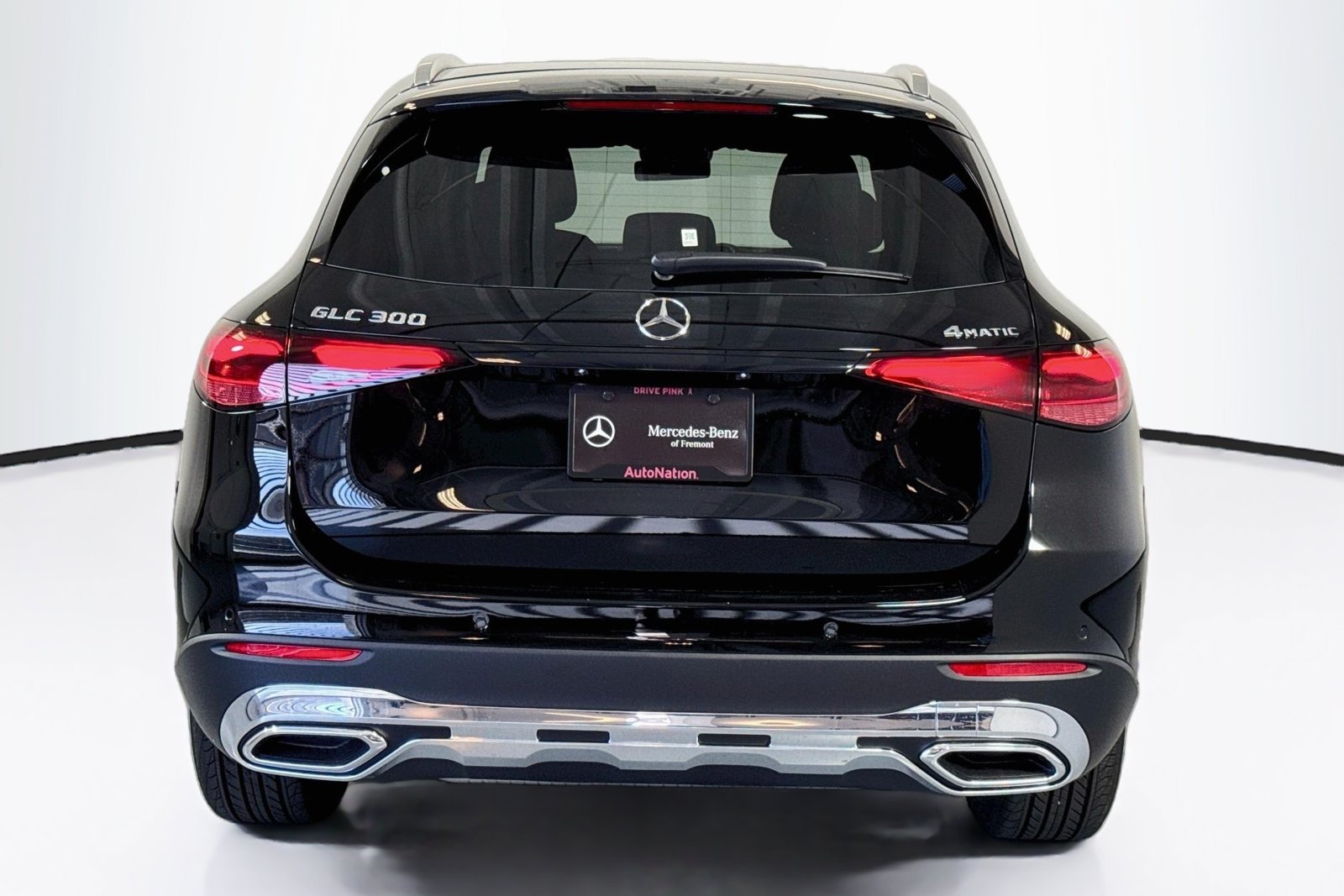 New 2026 Black Mercedes-Benz GLC 300 image 6