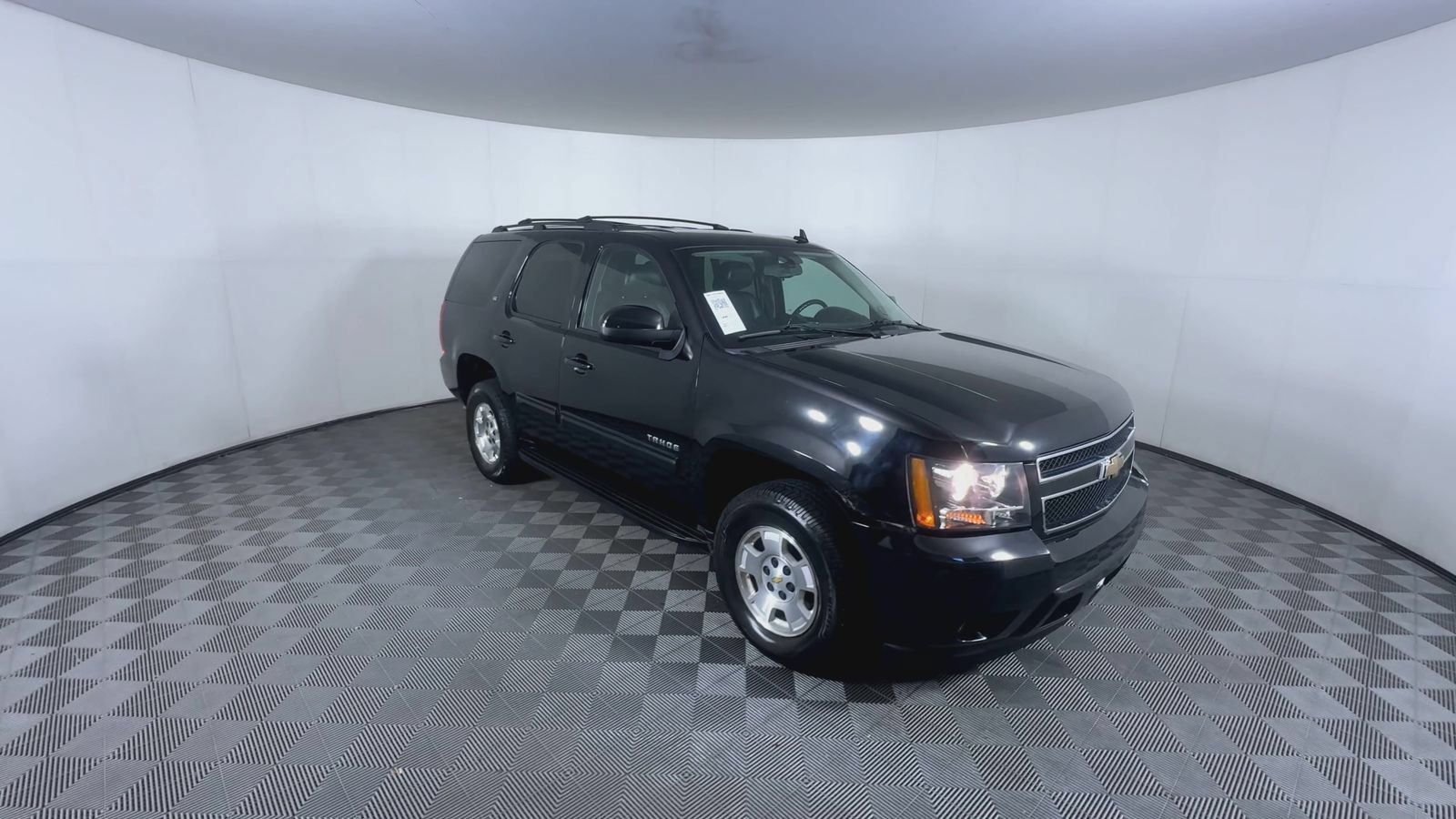 Used 2011 Black Chevrolet LT image 2