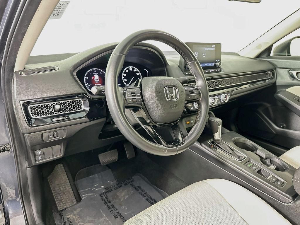 Used 2022  Honda EX image 10