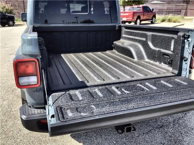 New 2025 Anvil Clear-Coat  Paint Jeep HIGH TIDE 4X4 image 22