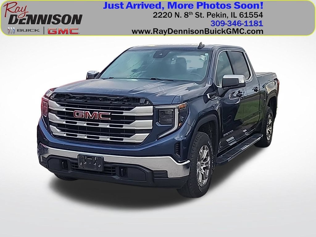 Used 2022 Pacific Blue Metallic GMC SLE image 1