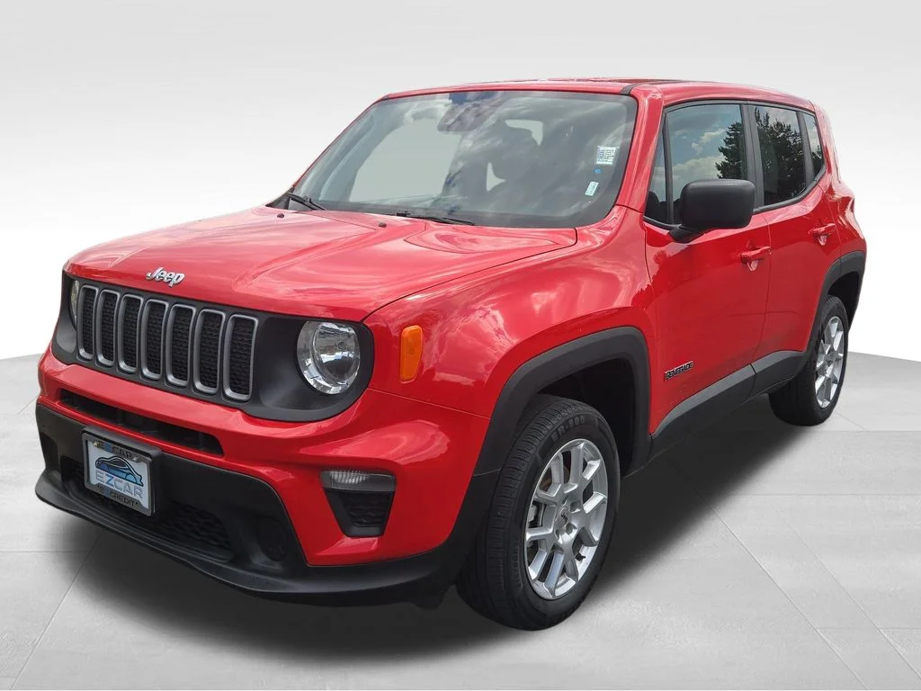 Used 2023 Red Jeep Latitude image 15