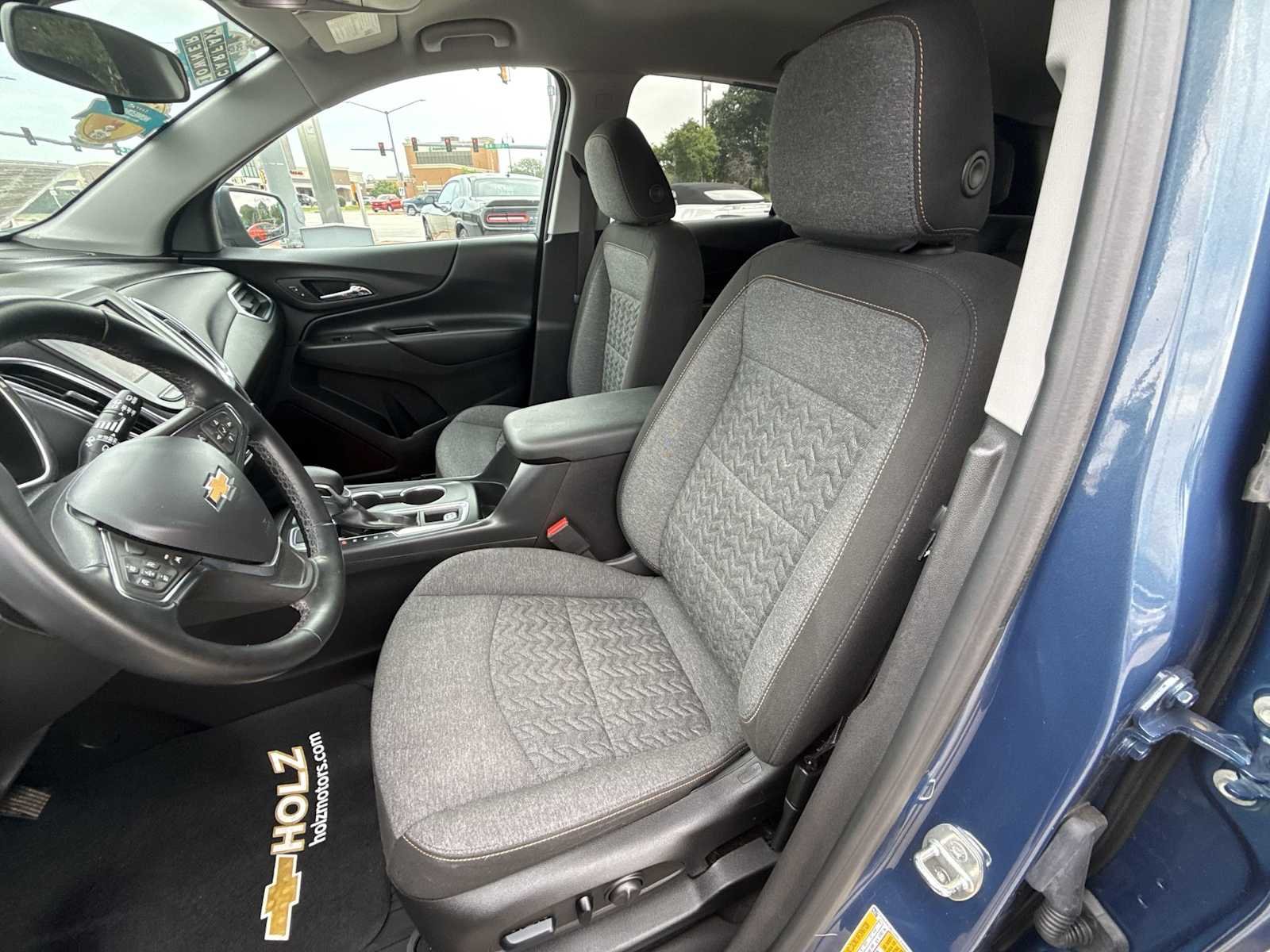 2024 Chevrolet Equinox LT - Photo 18