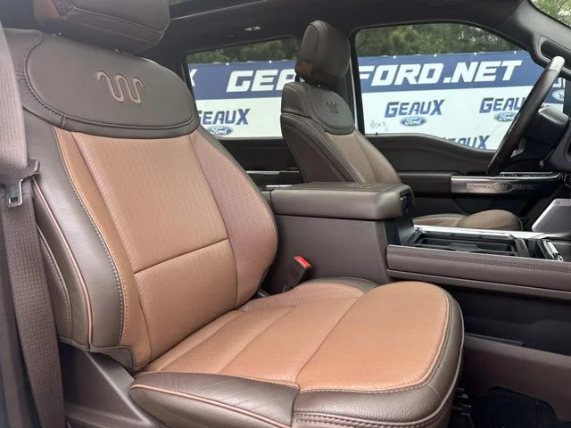 Used 2025 Bronze Ford King Ranch image 33