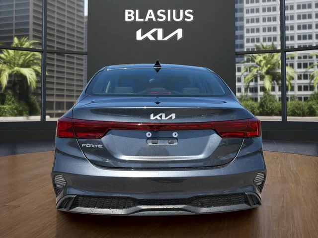 Used 2024 Gray Kia LXS image 4