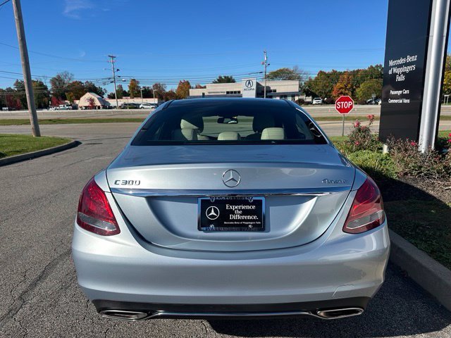 Used 2018 Silver Mercedes-Benz C 300 image 4