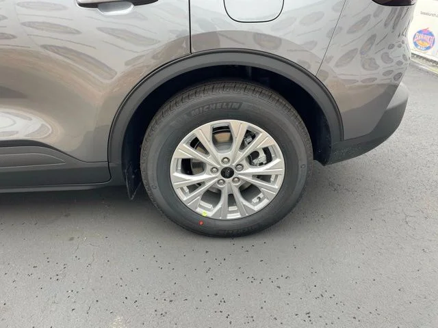 New 2026 Carbonized Gray Metallic Ford Active image 17