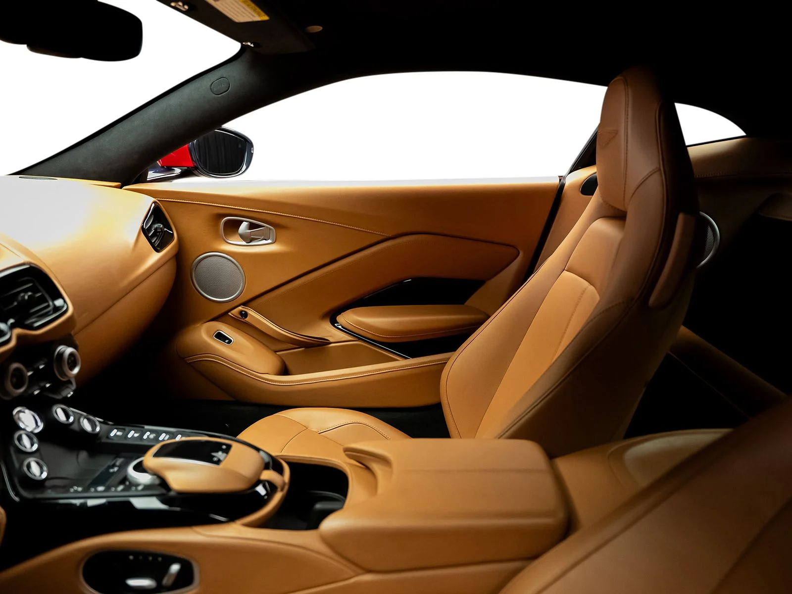 Used 2020 Red Aston Martin Base image 53