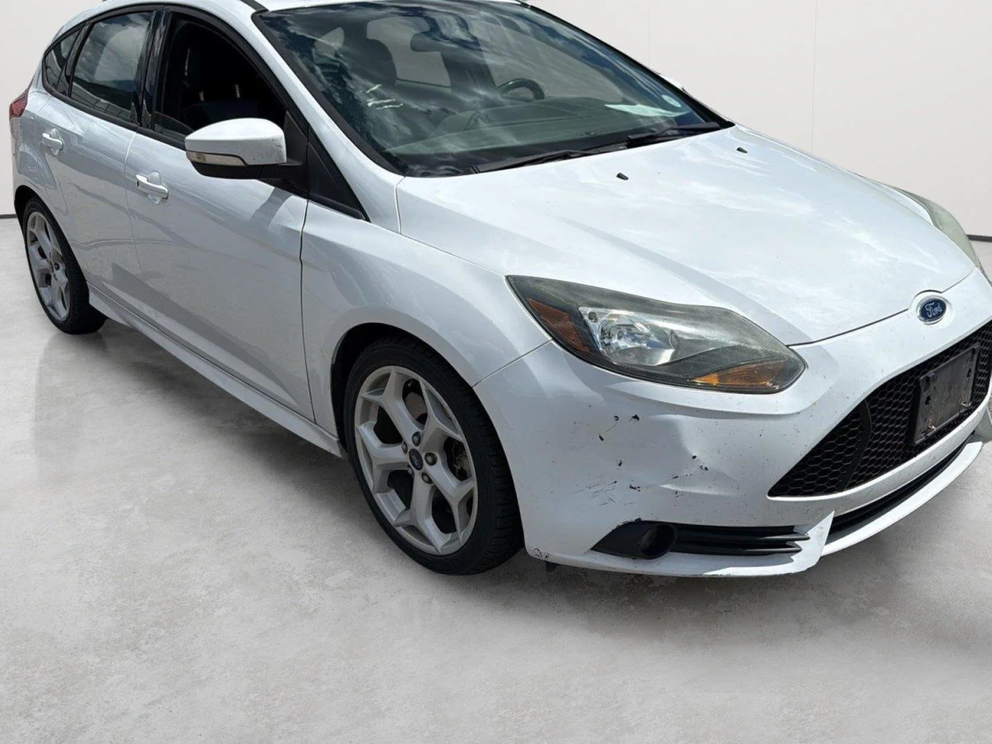 Used 2014 Oxford White Ford ST image 4