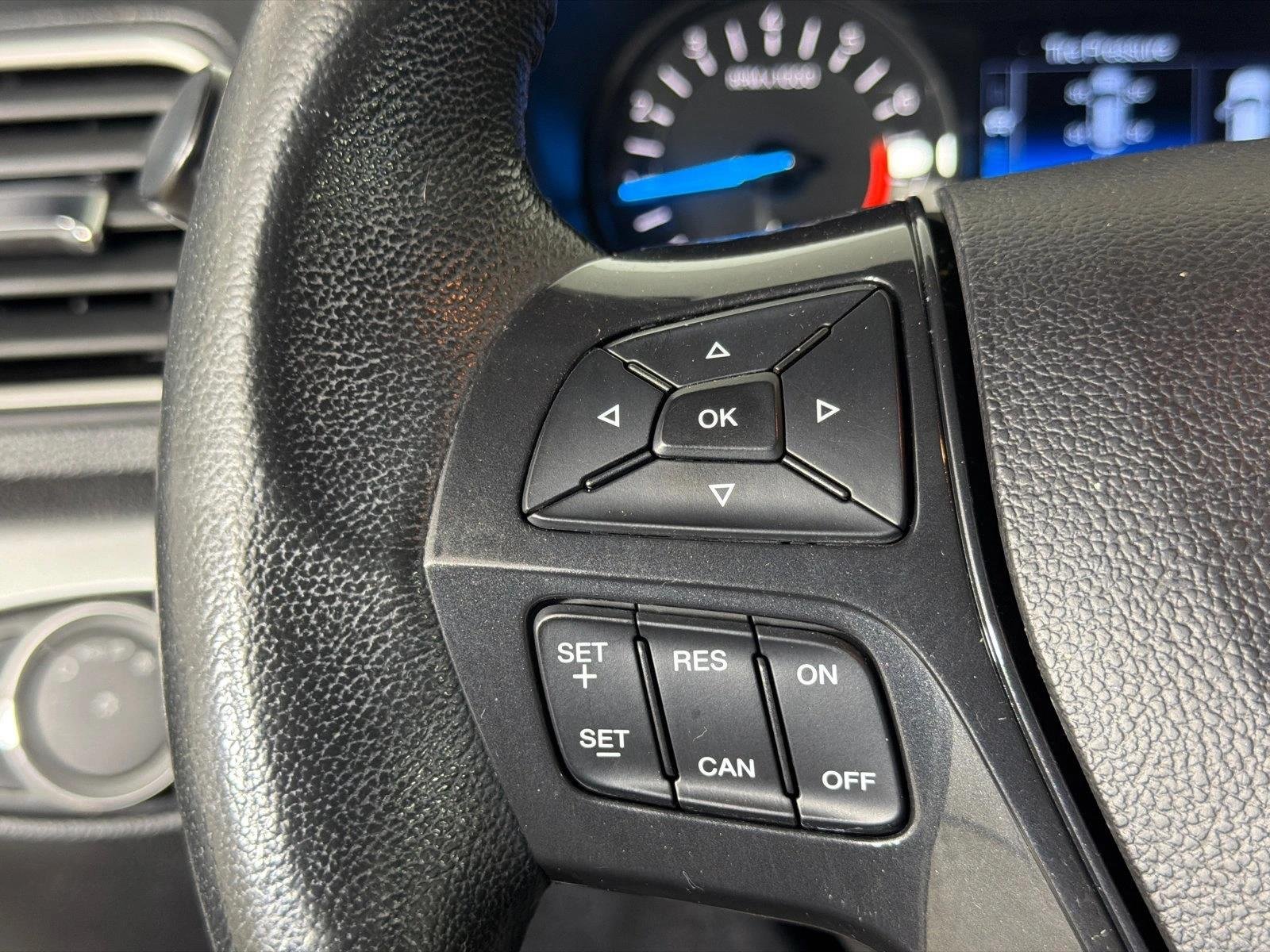 Used 2017 Oxford White Ford XLT image 24