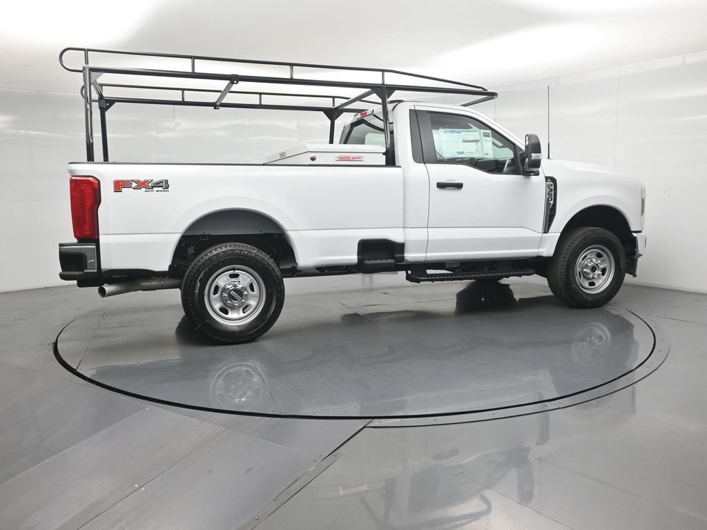 New 2026 Oxford White Ford XL image 18