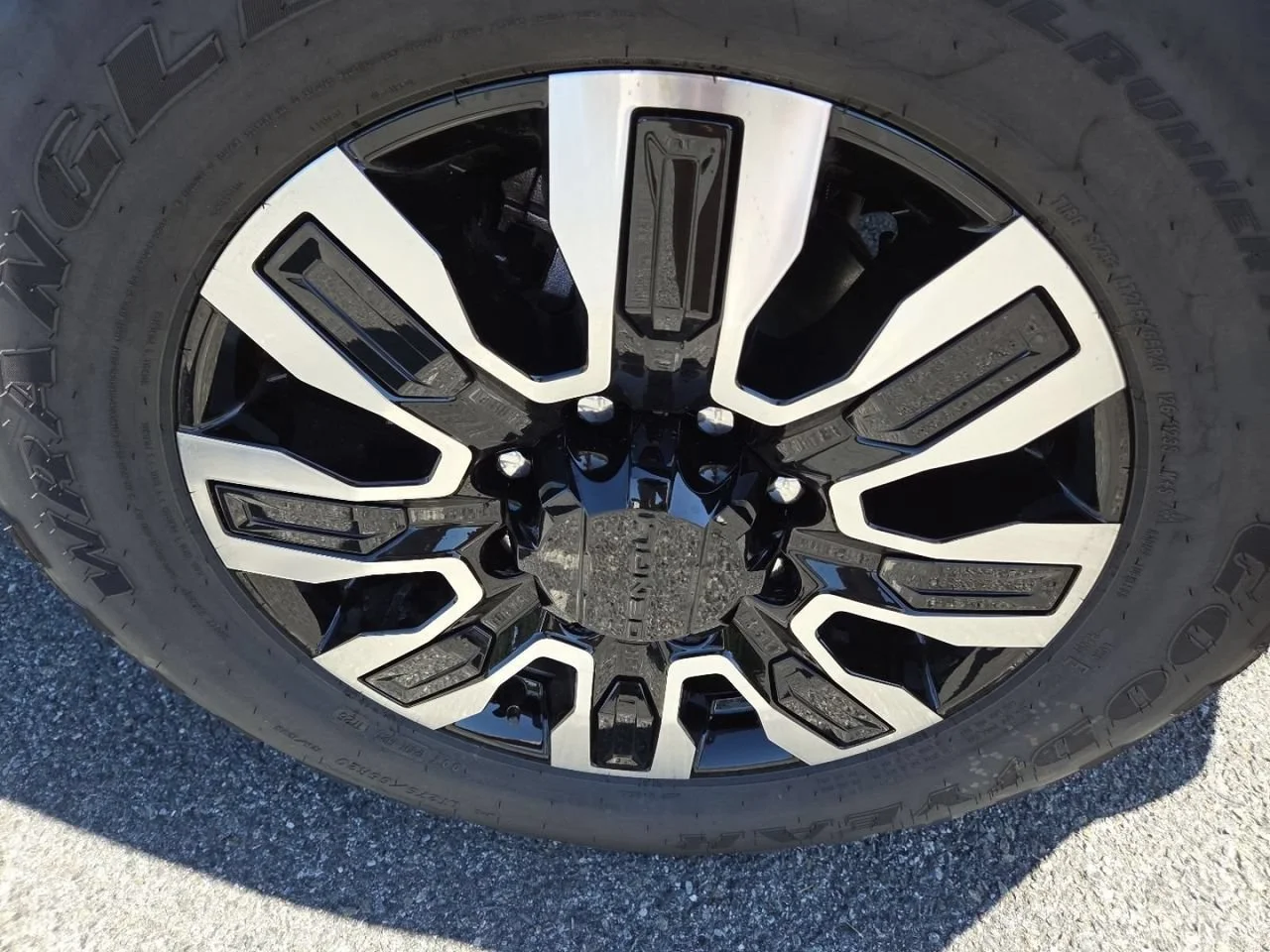 New 2026 Onyx Black GMC Denali Ultimate image 19