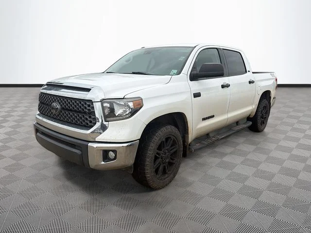 Used 2019 White Toyota SR5 image 3