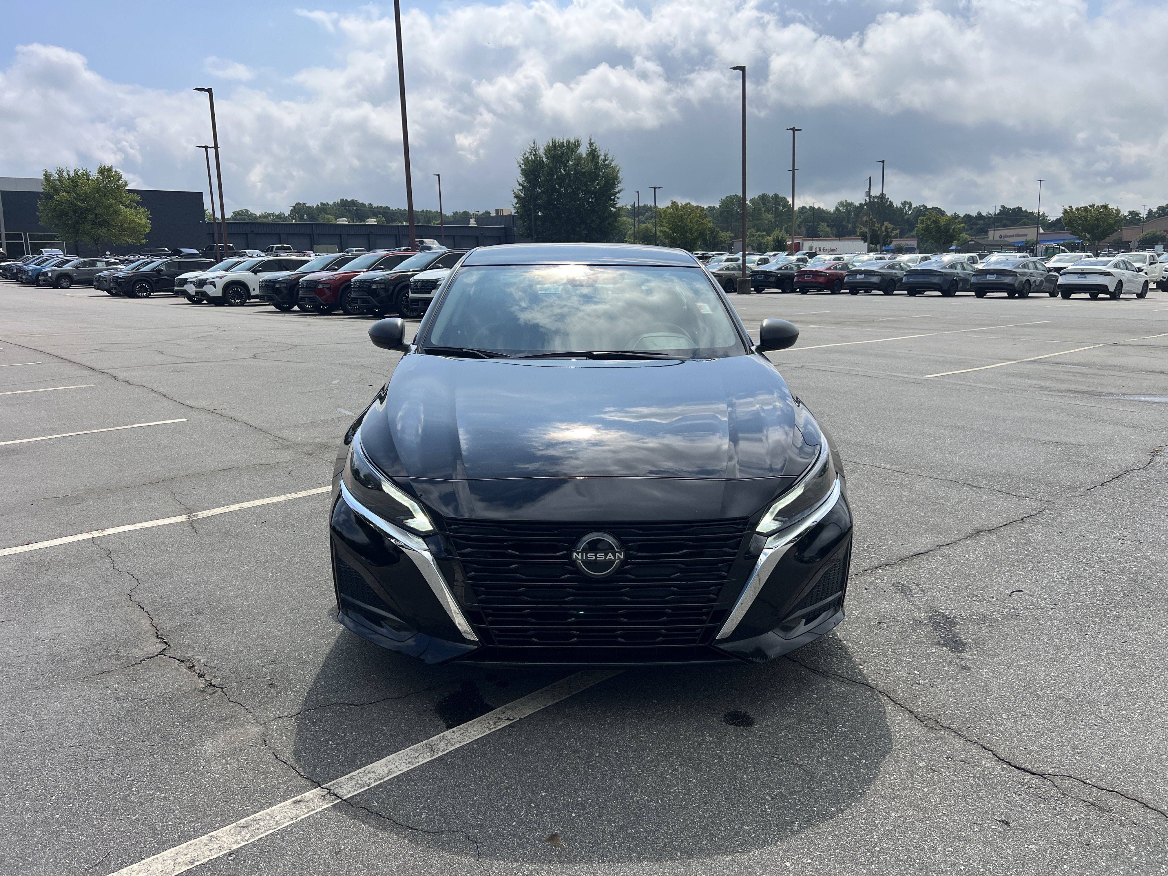 Certified Used 2024 Super Black Nissan 2.5 SV image 2