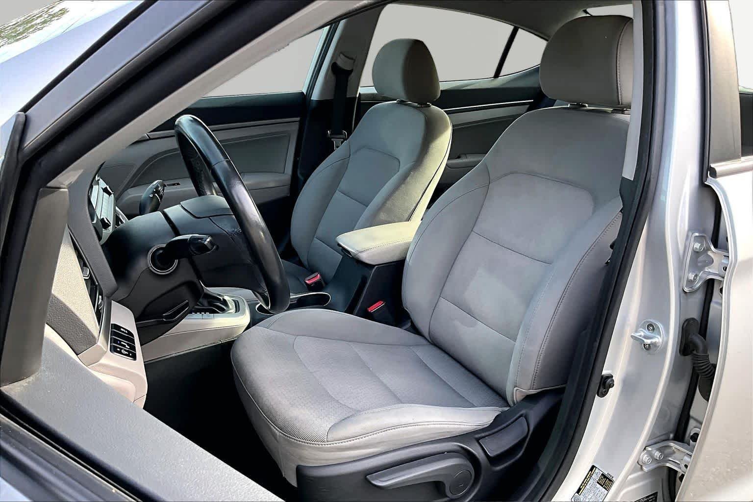 Used 2017 Symphony Silver Hyundai SE image 8