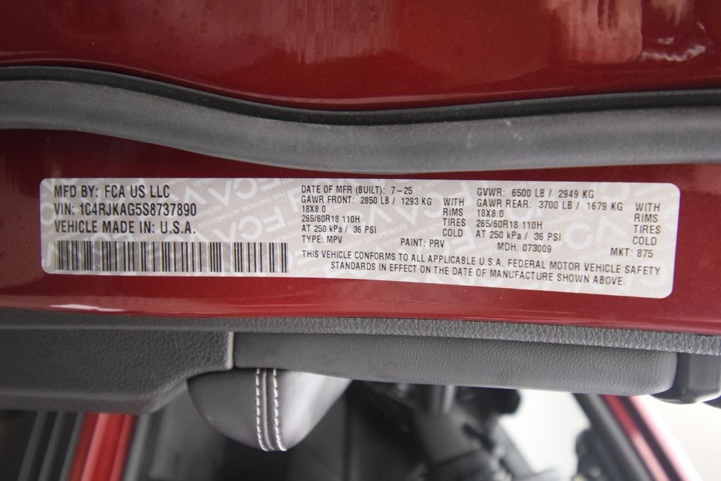 Used 2025 Velvet Red Pearlcoat Jeep Laredo image 32