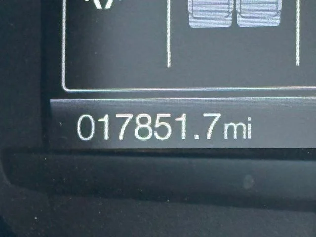 Used 2024 Gray Ford SEL image 21