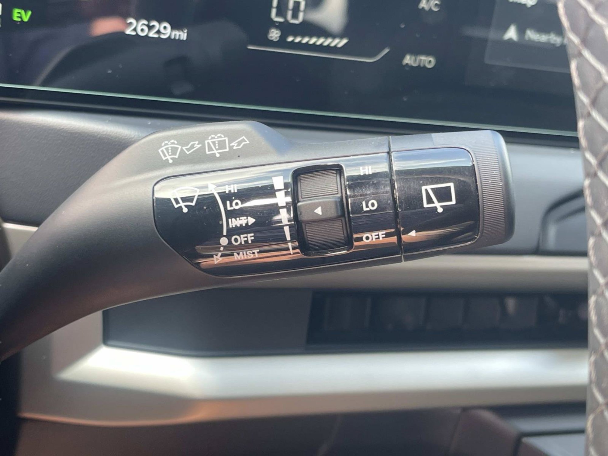 New 2027 Glacial White Pearl Kia SX image 35