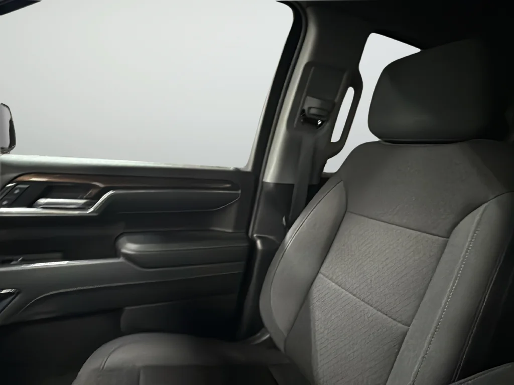 Used 2024 Gray Chevrolet LT image 33