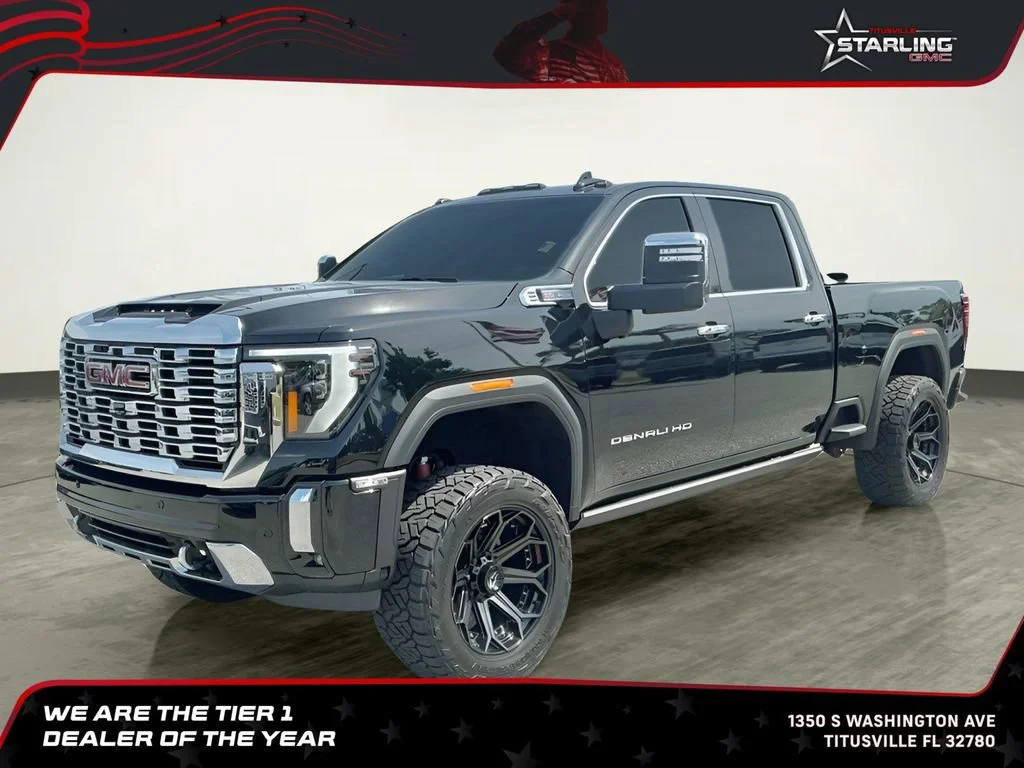 2024 GMC Sierra 4WD Crew Cab Standard Box Denali's photo