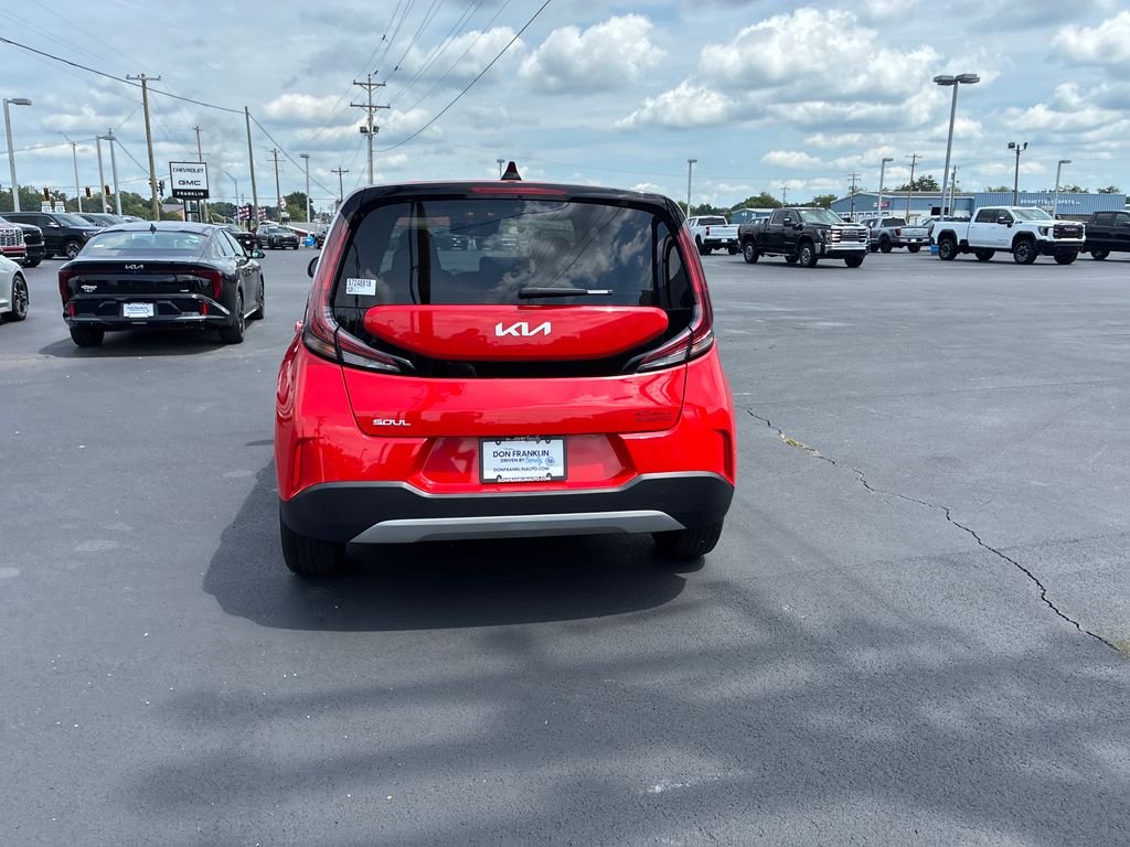 Used 2025 Red Kia LX image 4