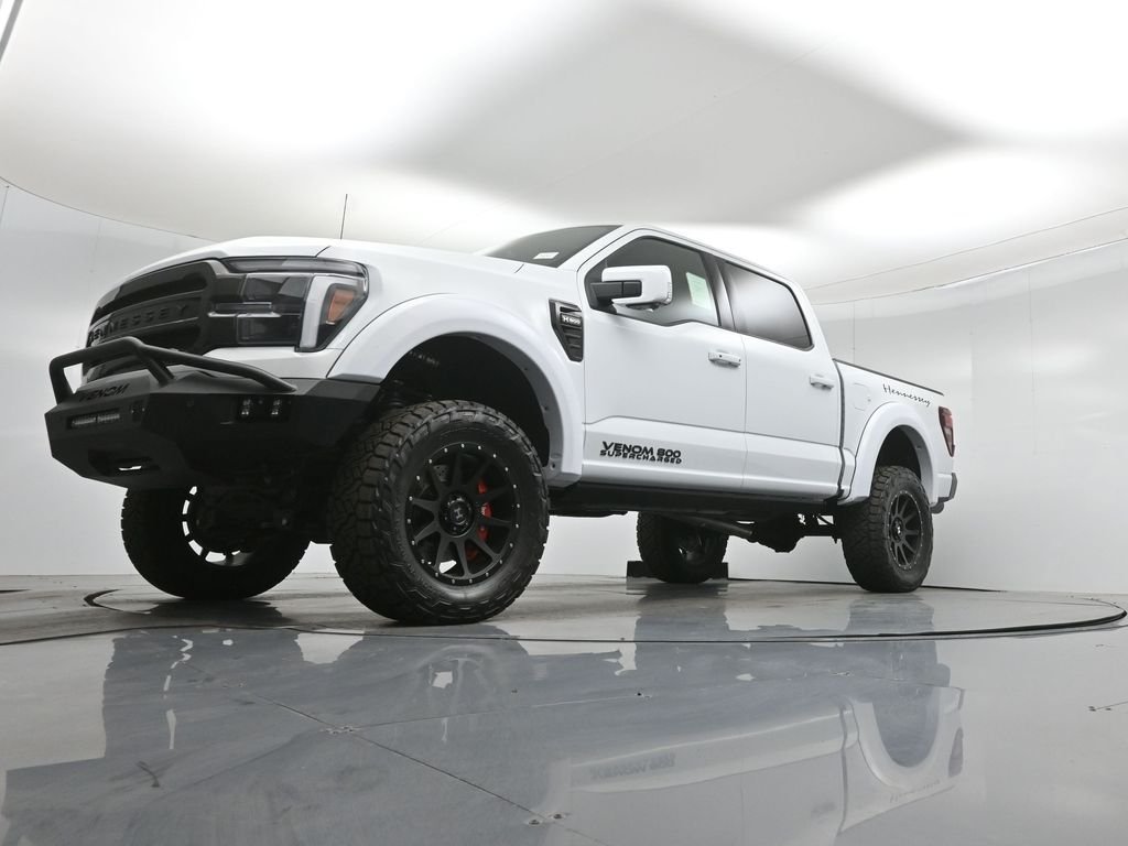 New 2025 Oxford White Ford Lariat image 46