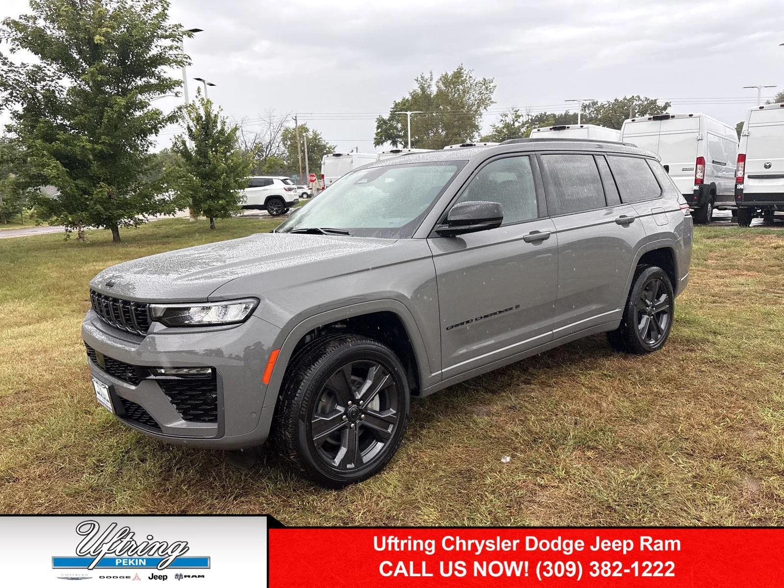 New 2027 Sting-Gray Clearcoat Jeep Limited Reserve image 1