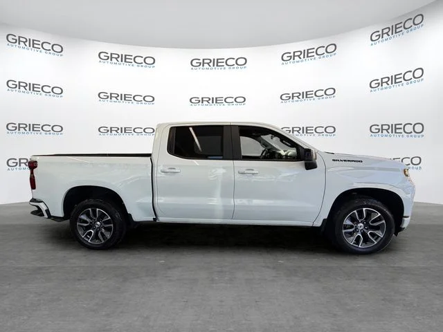 Used 2021 White Chevrolet RST image 8