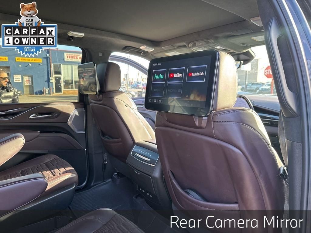 2023 Cadillac Escalade ESV V-Series - Photo 39