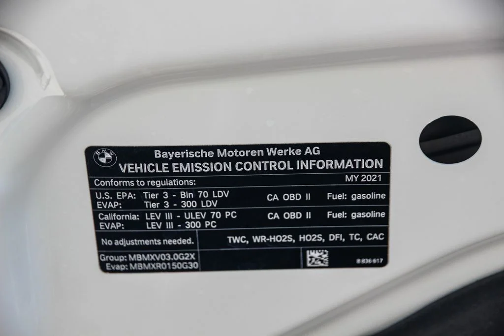 Used 2021 White BMW 540i image 27
