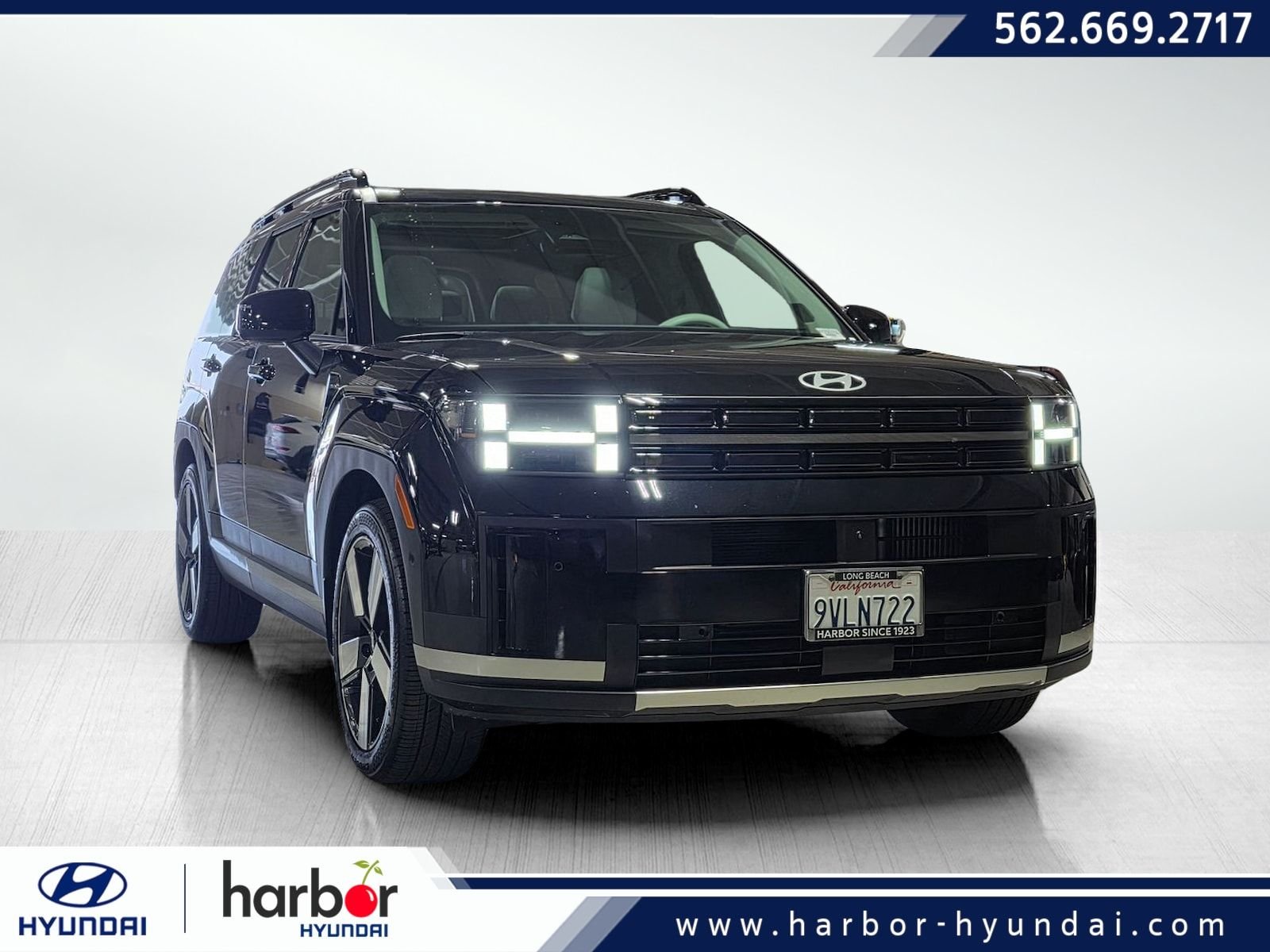 2025 Hyundai Santa Fe Limited Hybrid's photo